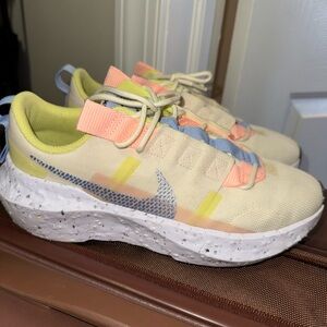 Nike Womens Pollen Volt Crater Impact Lace Sneakers Size 8
